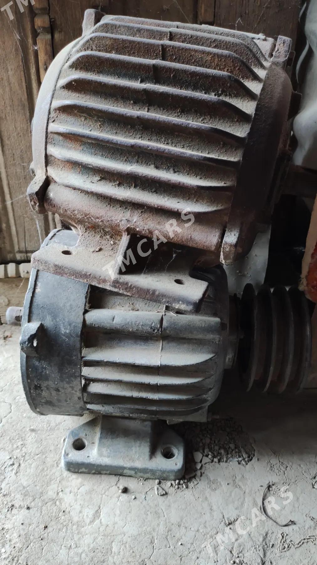 ROSSIYSKIY ELEKTROMOTOR - Aşgabat - img 3
