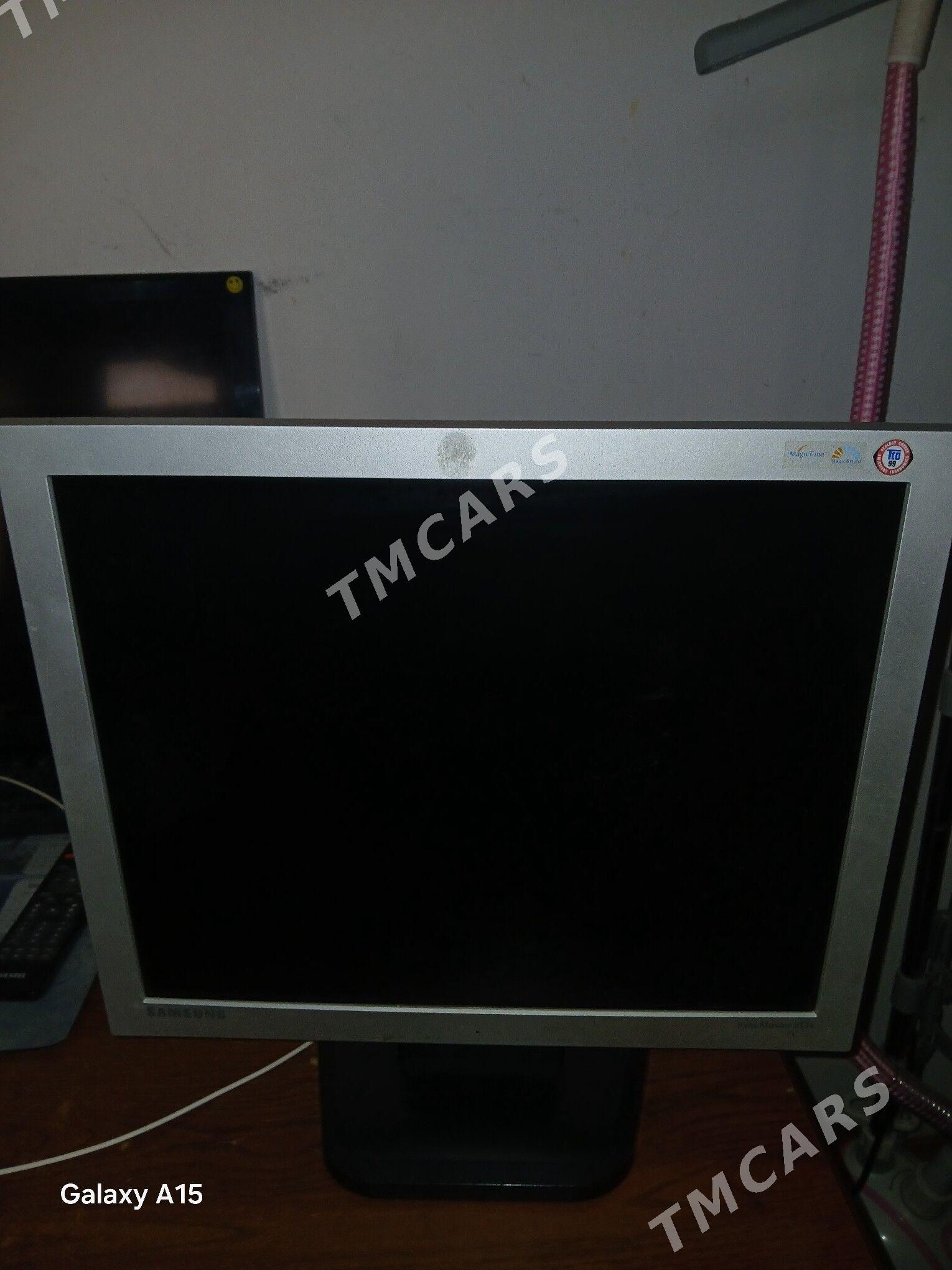 SAMSUNG manitor. - Parahat 4 - img 2