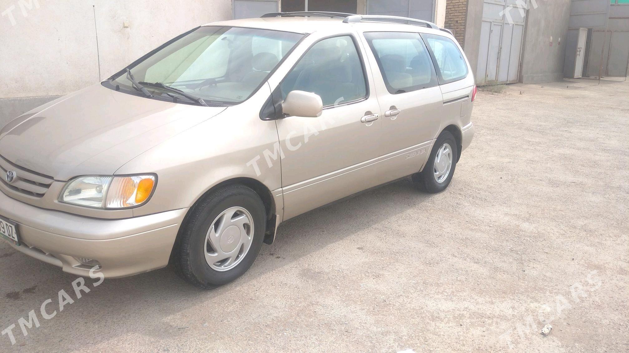 Toyota Sienna 2001 - 145 000 TMT - Gubadag - img 1