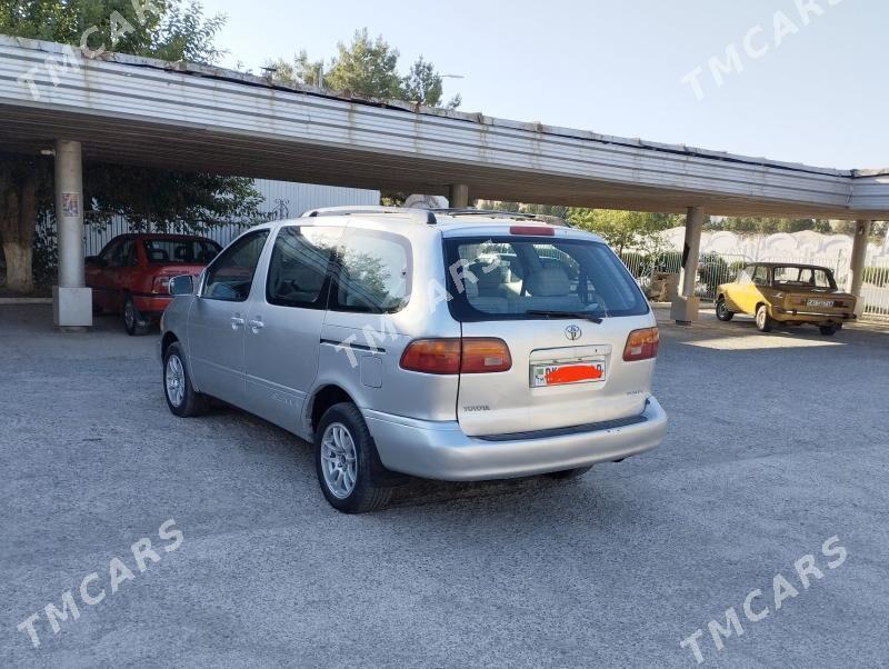 Toyota Sienna 2000 - 120 000 TMT - Сакар - img 2
