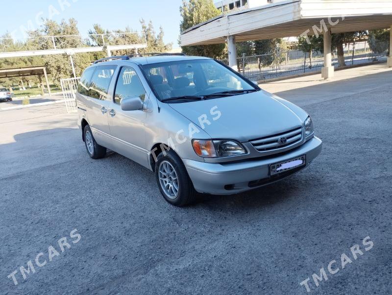 Toyota Sienna 2000 - 120 000 TMT - Сакар - img 3
