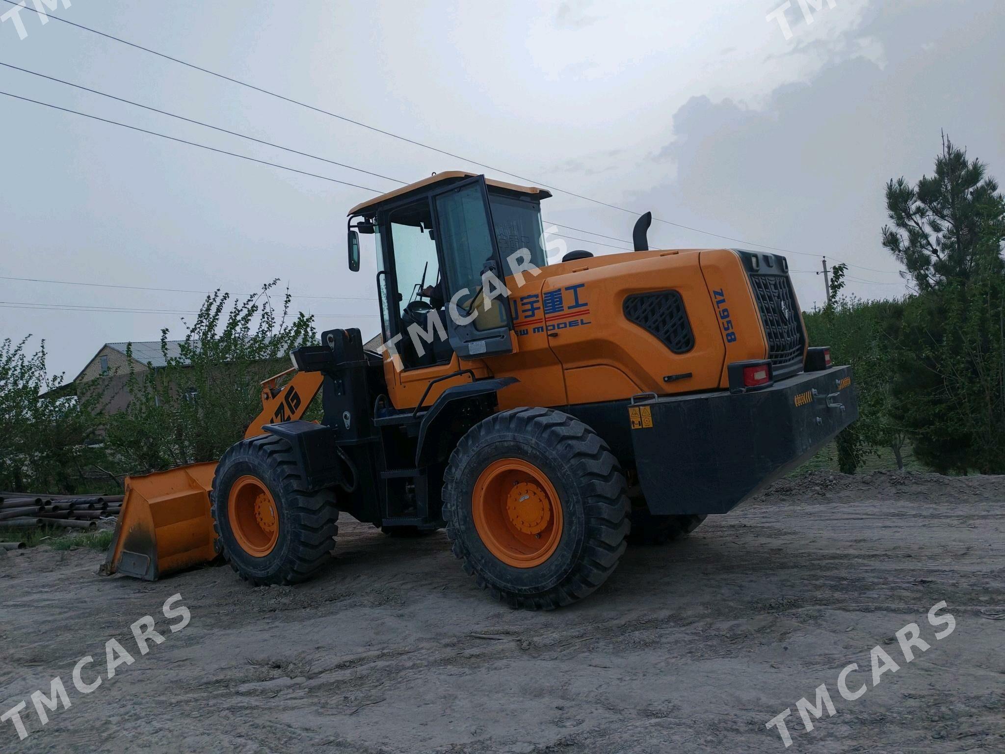 XCMG LW300F 2024 - 500 000 TMT - Halaç - img 2