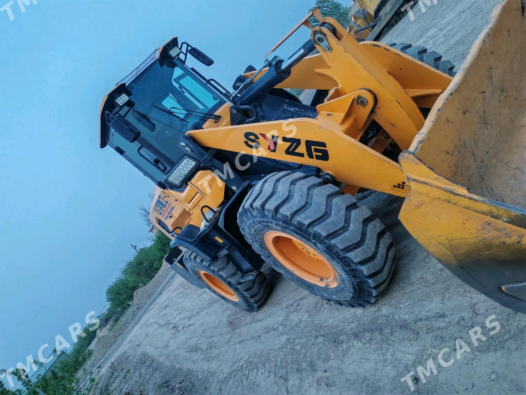 XCMG LW300F 2024 - 500 000 TMT - Halaç - img 3