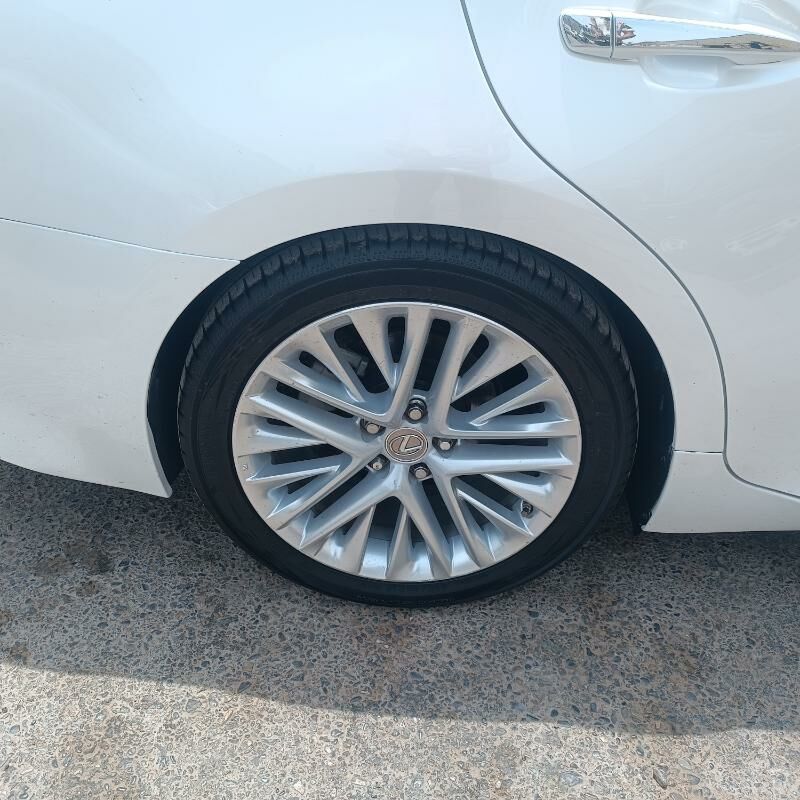 Lexus ES 10 000 TMT - Mary - img 1