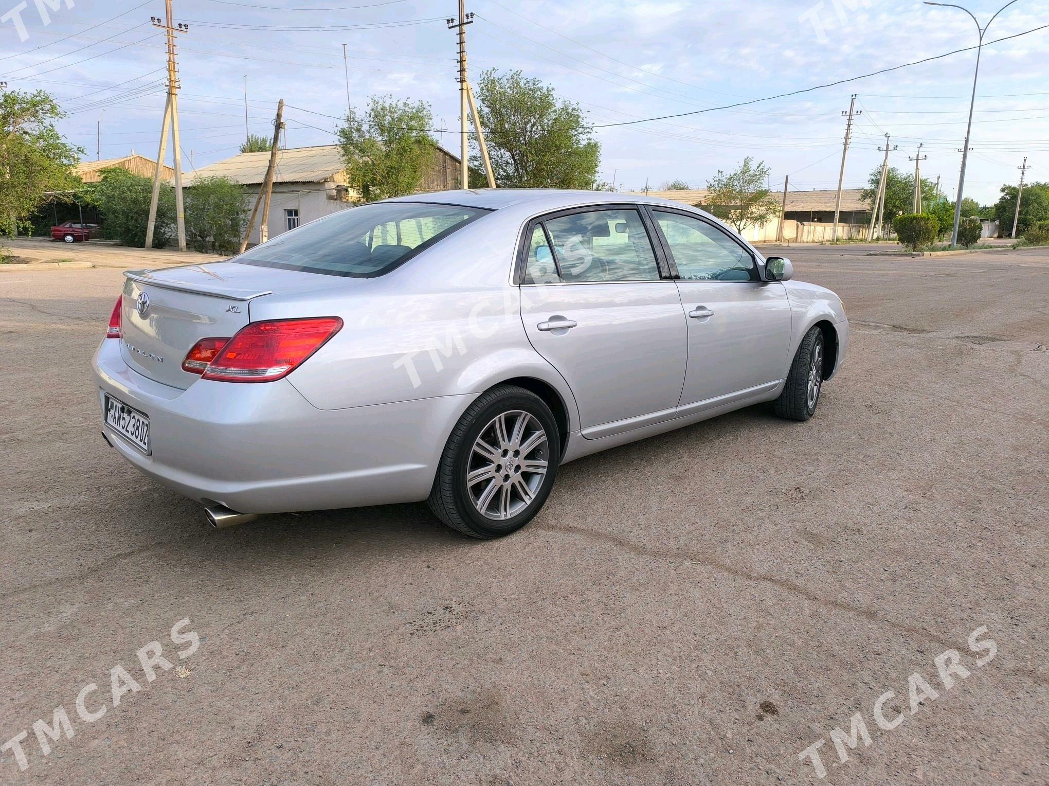 Toyota Avalon 2005 - 198 000 TMT - Кёнеургенч - img 3