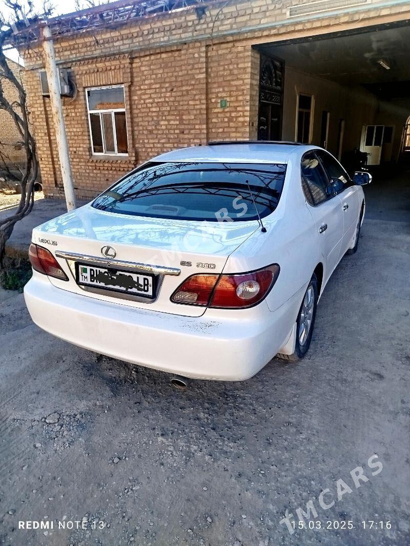 Lexus ES 300 2003 - 176 000 TMT - Дянев - img 2