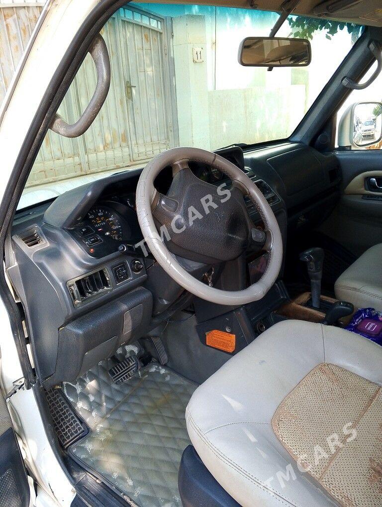 Mitsubishi Montero 1998 - 60 000 TMT - Джебел - img 3