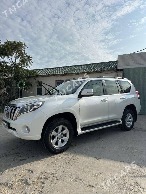 Toyota Land Cruiser Prado 2015 - 660 000 TMT - Hazar - img 1