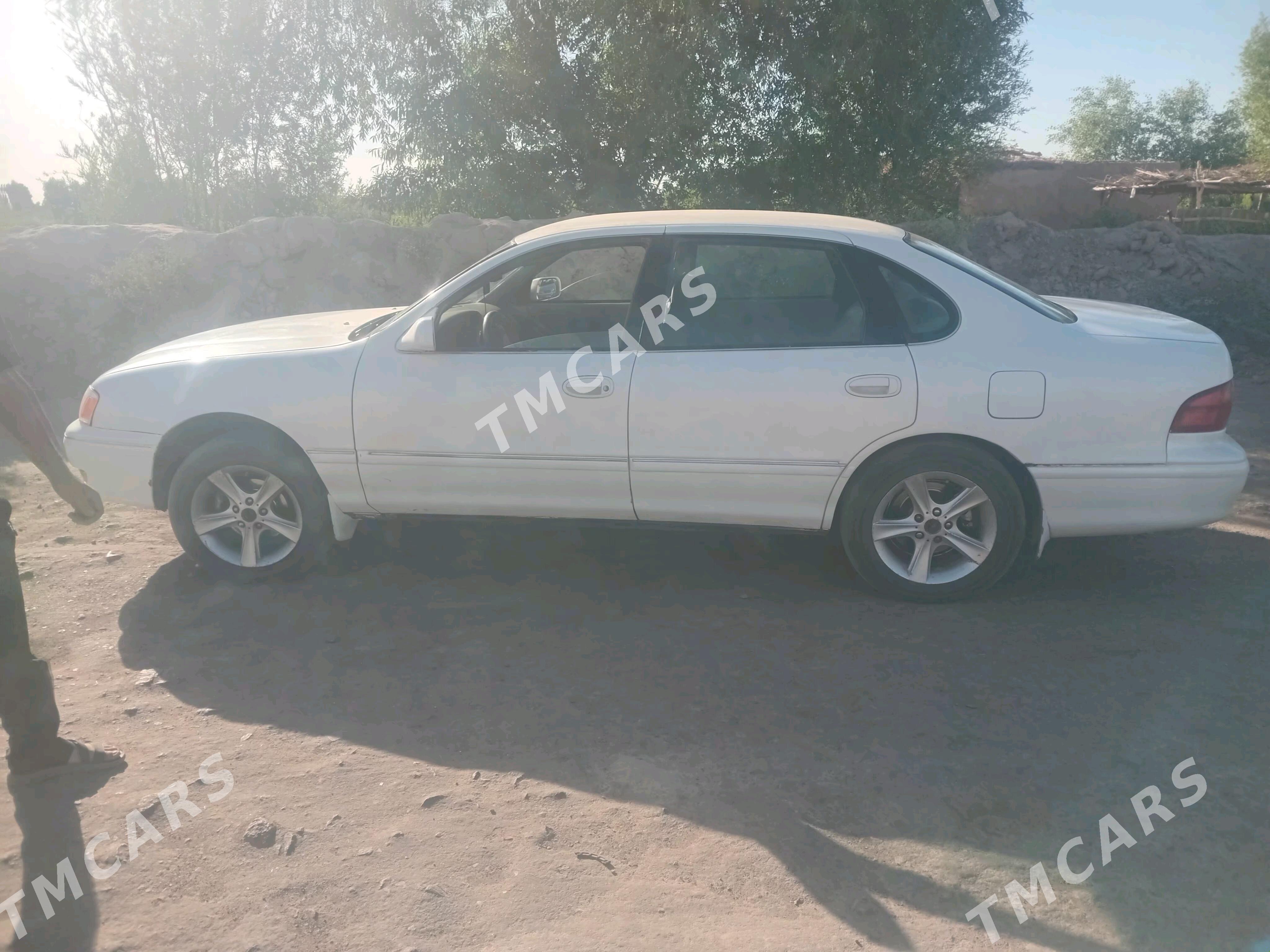 Toyota Avalon 1999 - 120 000 TMT - Губадаг - img 4