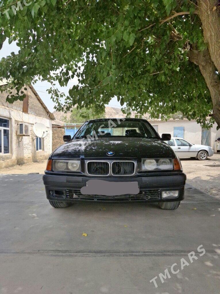 BMW 320 1993 - 45 000 TMT - Magdanly - img 4
