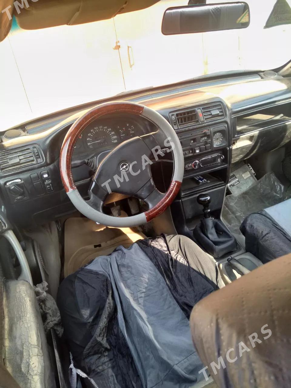 Opel Vectra 1990 - 25 000 TMT - Daşoguz - img 7