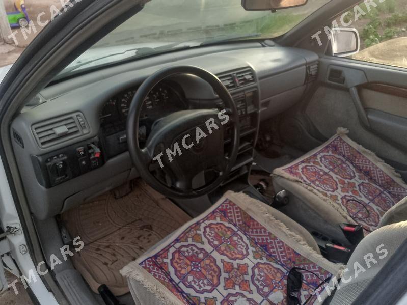 Opel Vectra 1995 - 33 000 TMT - Şabat etr. - img 4