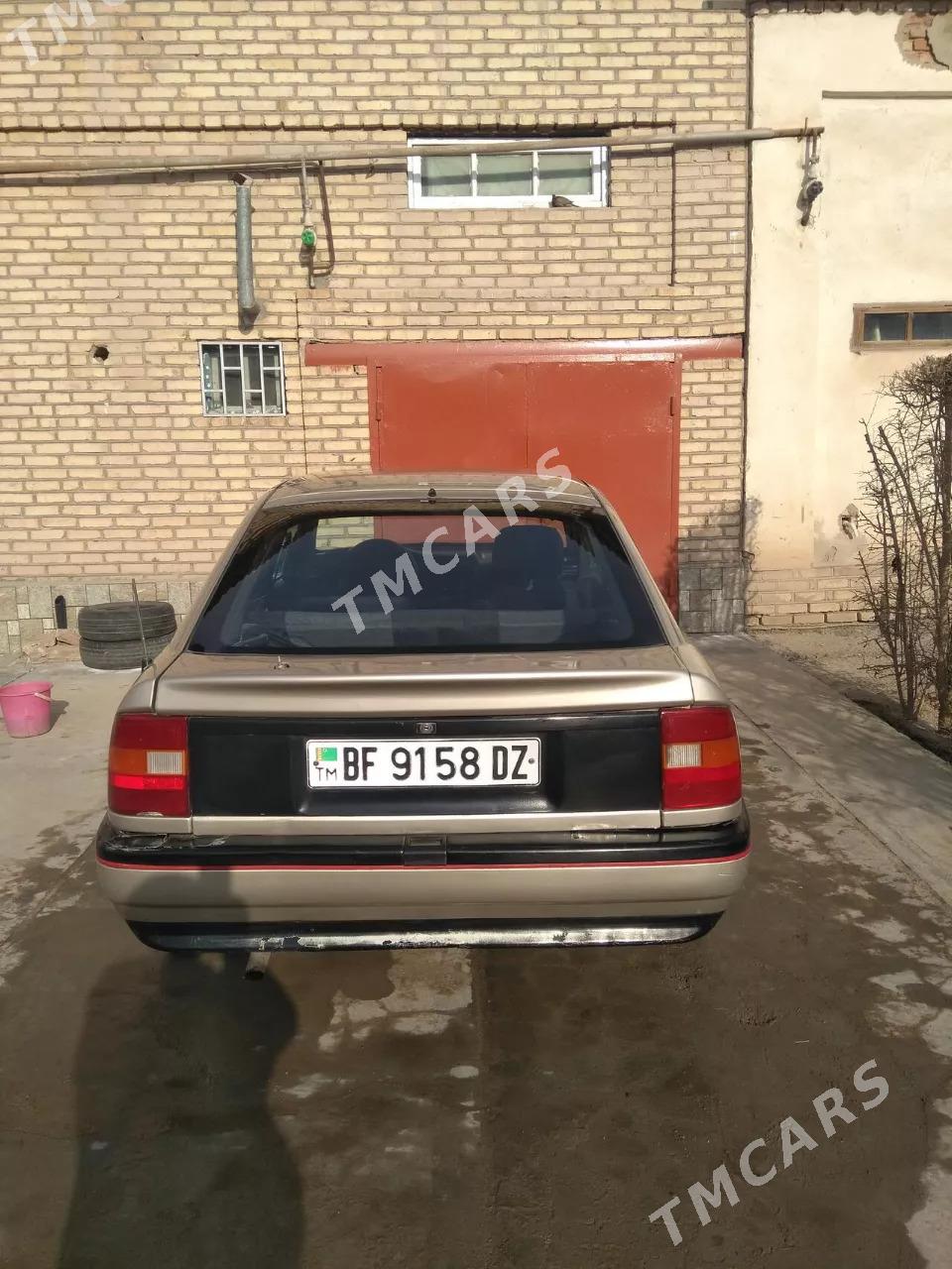 Opel Vectra 1990 - 25 000 TMT - Daşoguz - img 10