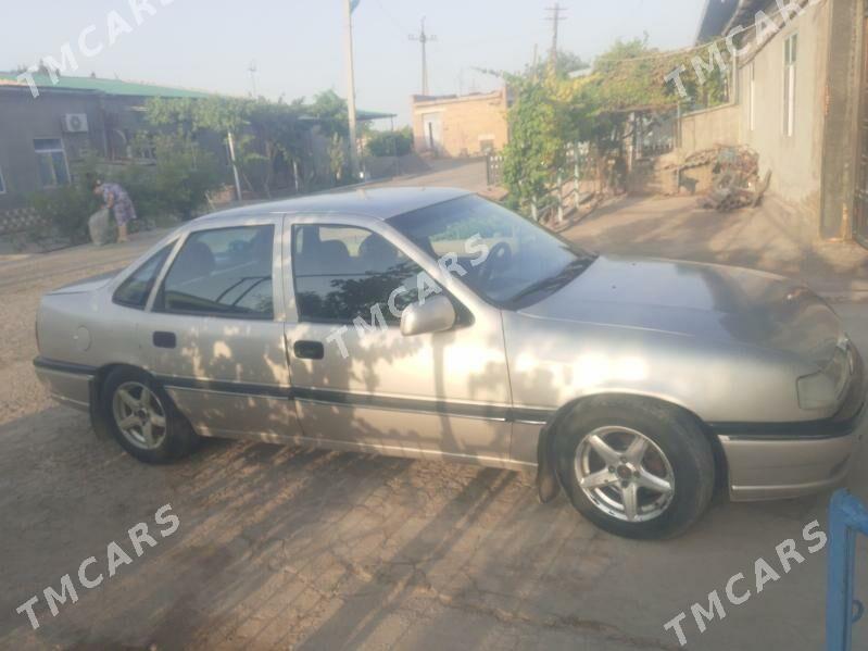 Opel Vectra 1993 - 35 000 TMT - Farap - img 2