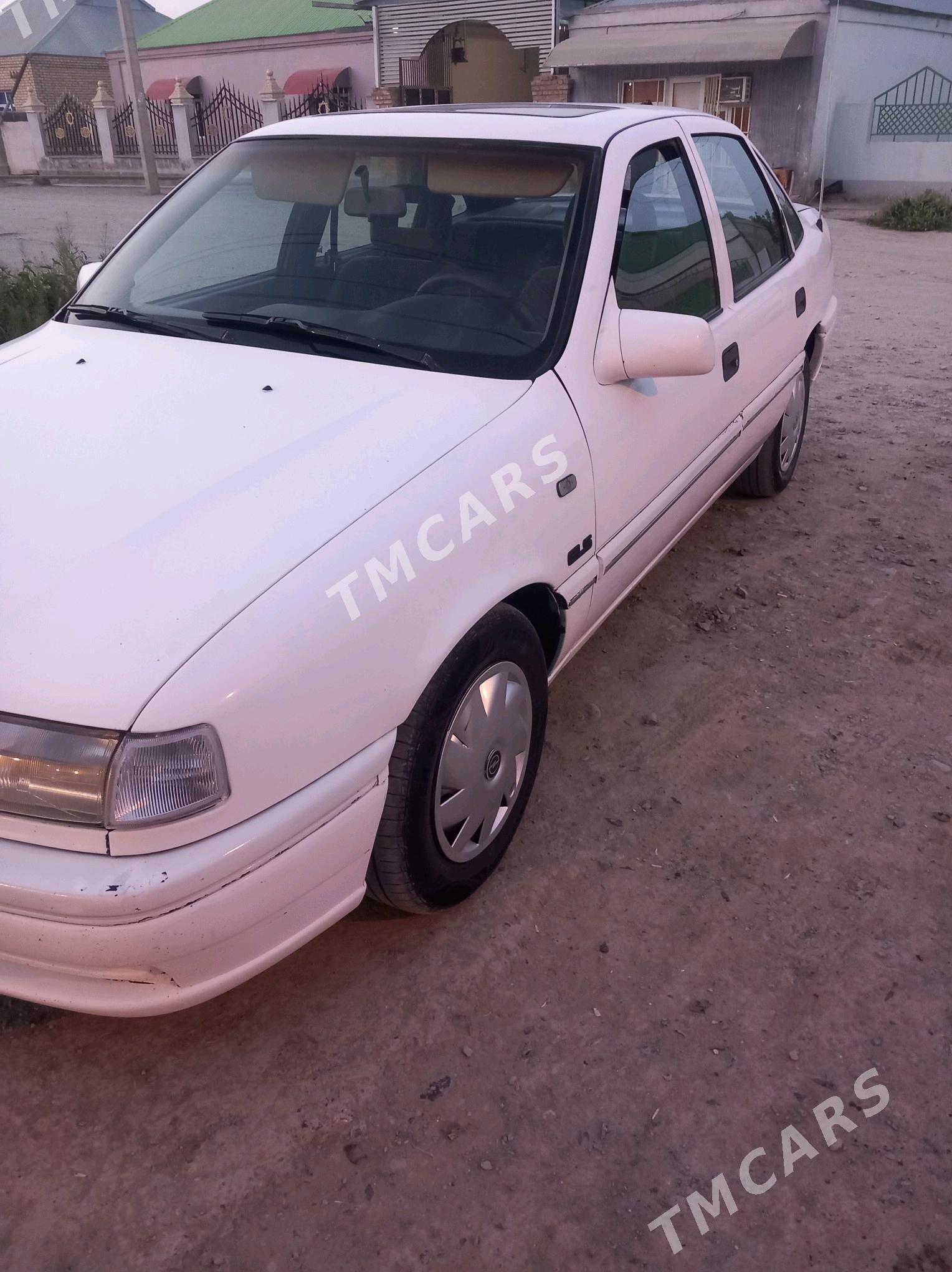 Opel Vectra 1995 - 45 000 TMT - Bäherden - img 5