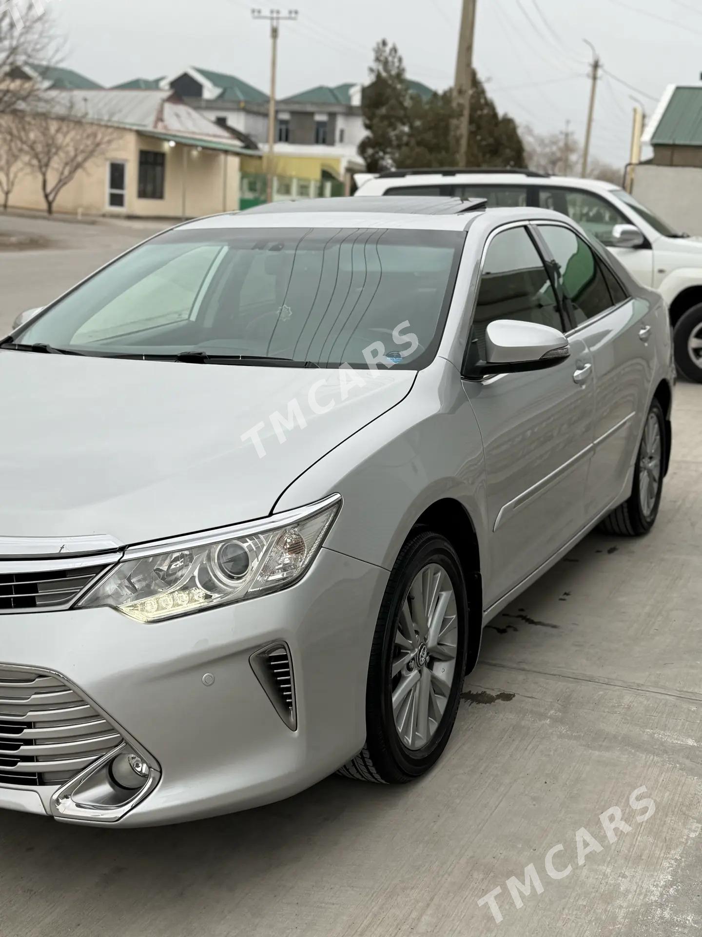 Toyota Camry 2016 - 350 000 TMT - Бузмеин - img 8