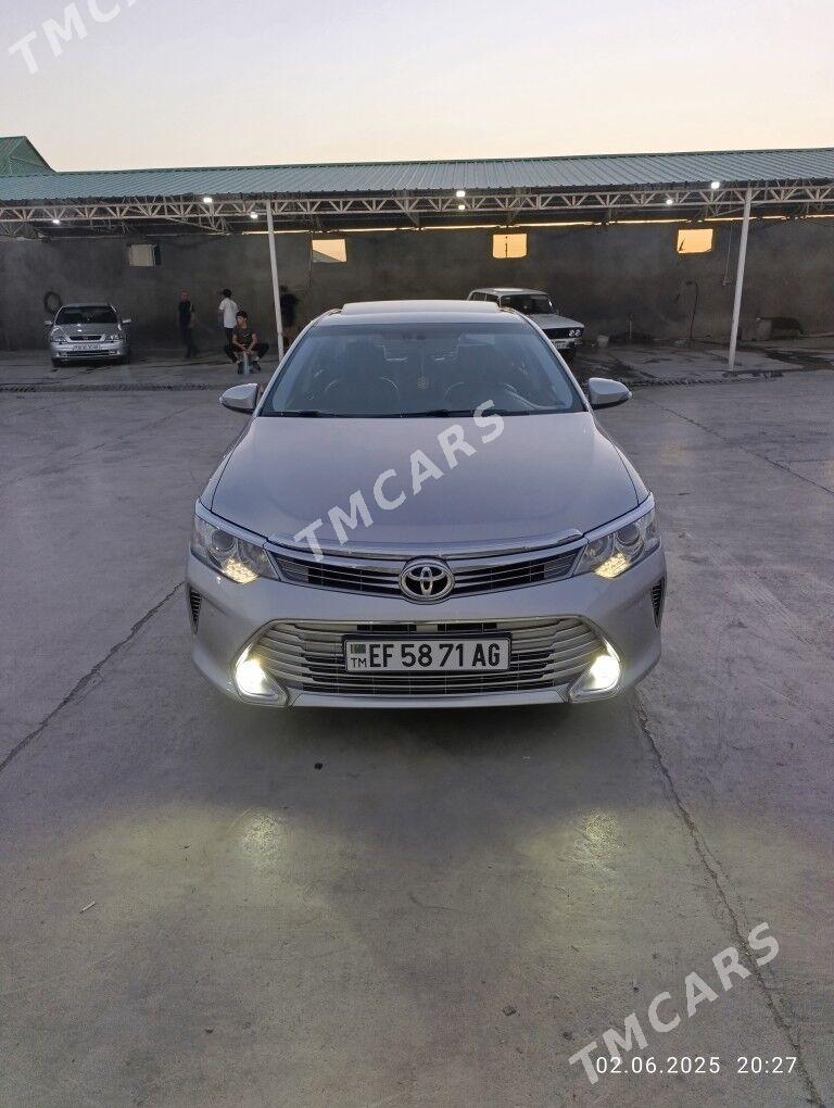 Toyota Camry 2016 - 350 000 TMT - Бузмеин - img 3