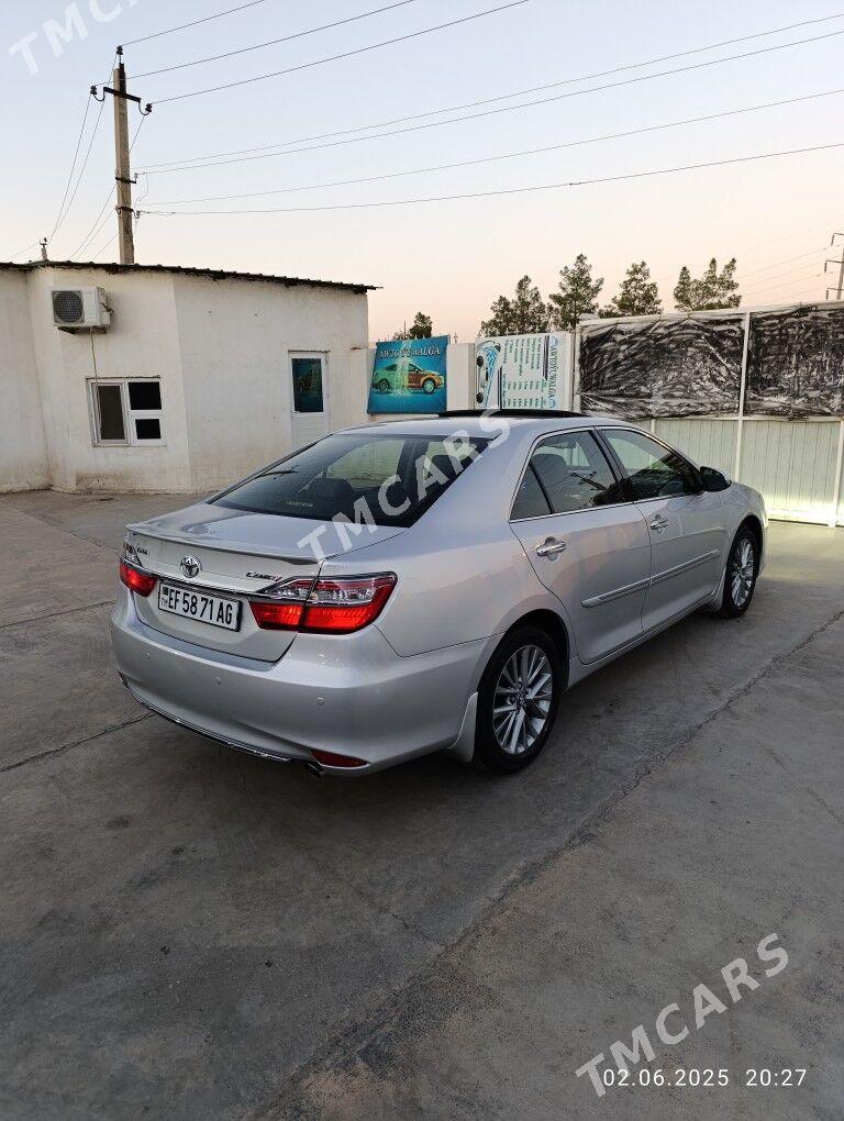 Toyota Camry 2016 - 350 000 TMT - Бузмеин - img 2