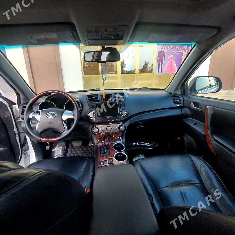 Toyota Highlander 2012 - 330 000 TMT - Türkmenabat - img 6