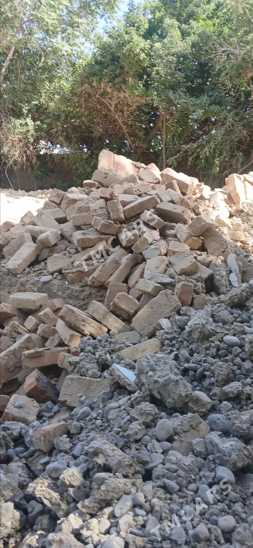 Bişen kerpiç bar - Türkmengala - img 1