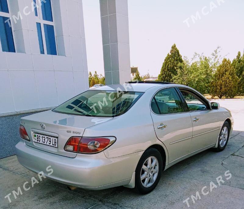Lexus ES 300 2003 - 194 000 TMT - Köýtendag - img 2