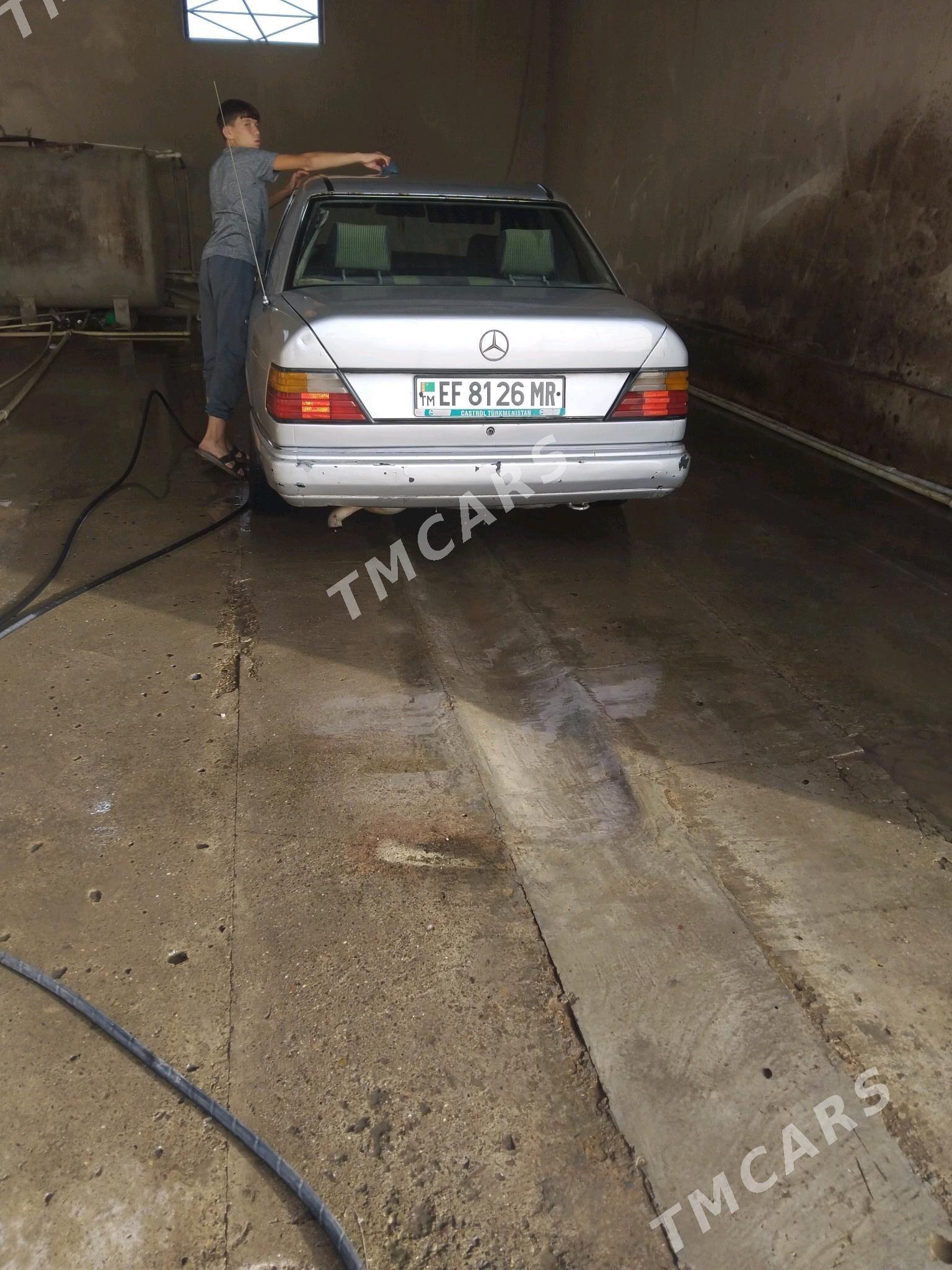 Mercedes-Benz 230E 1990 - 20 000 TMT - Mary - img 1