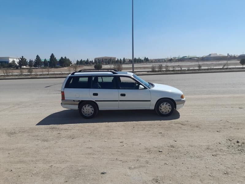 Opel Astra 1995 - 45 000 TMT - Tejen - img 3