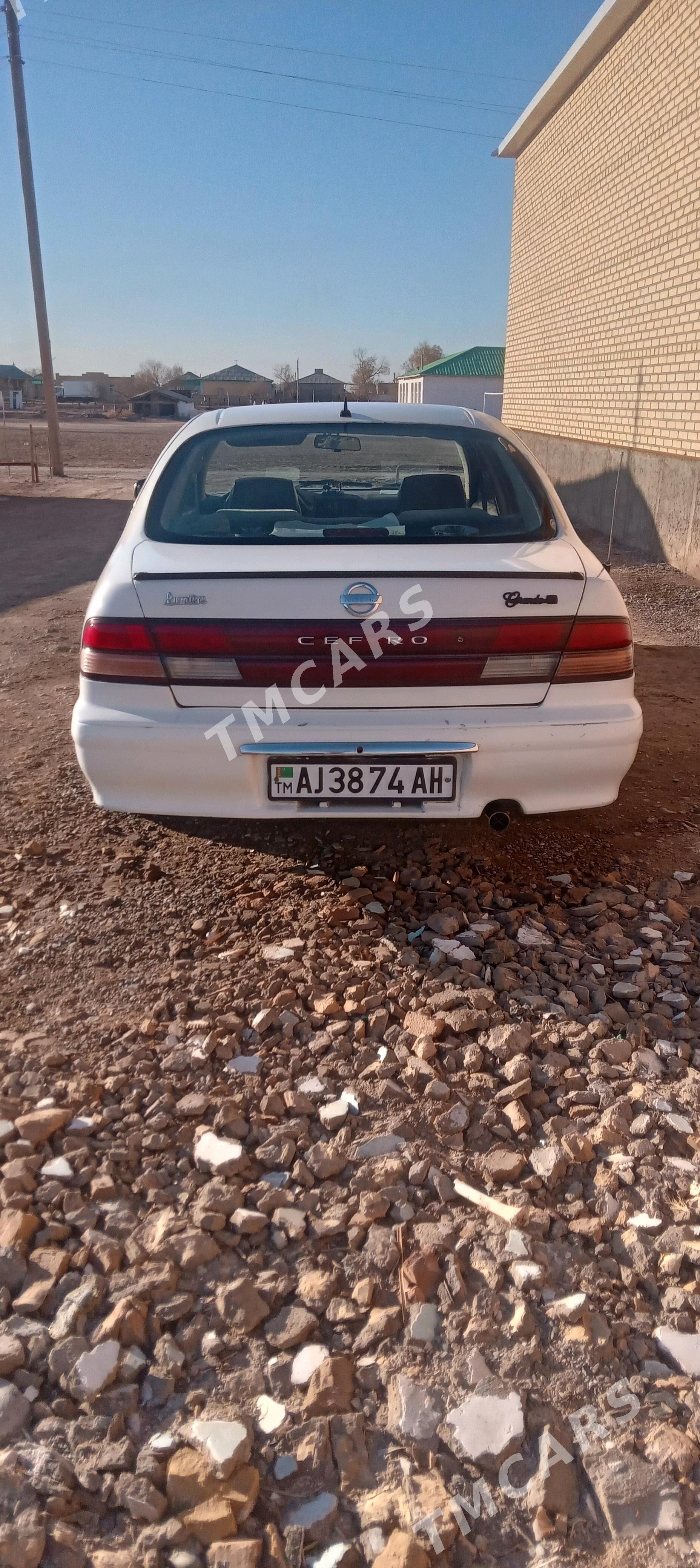 Nissan Cefiro 1996 - 35 000 TMT - Sarahs - img 3