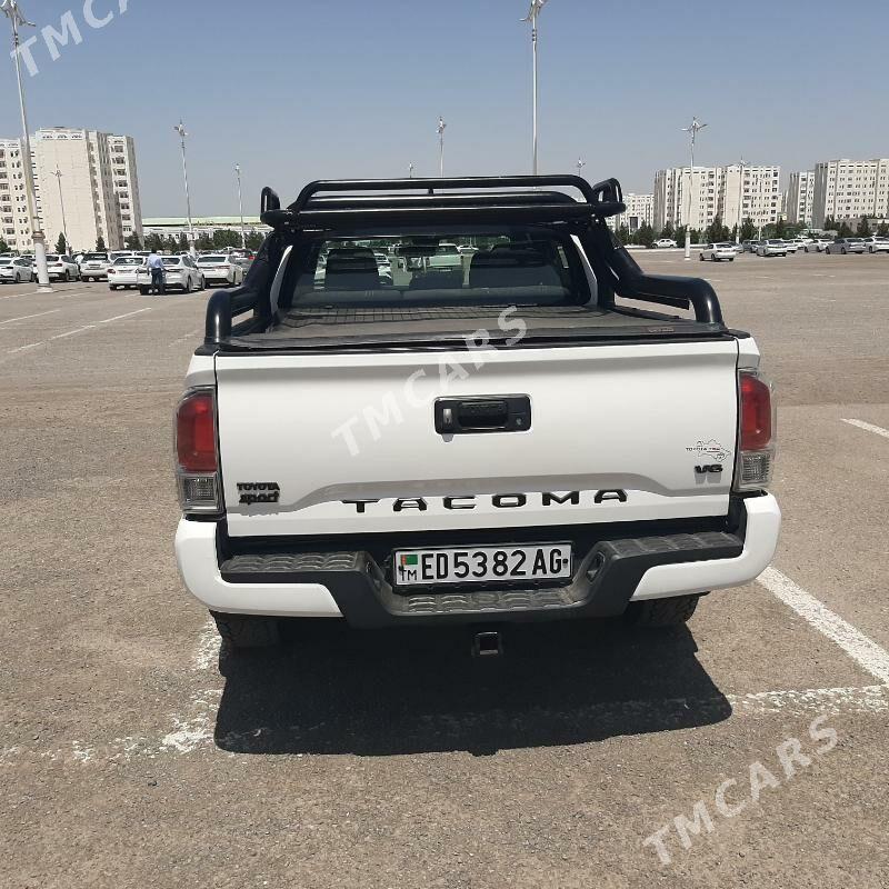 Toyota Tacoma 2018 - 420 000 TMT - Aşgabat - img 4
