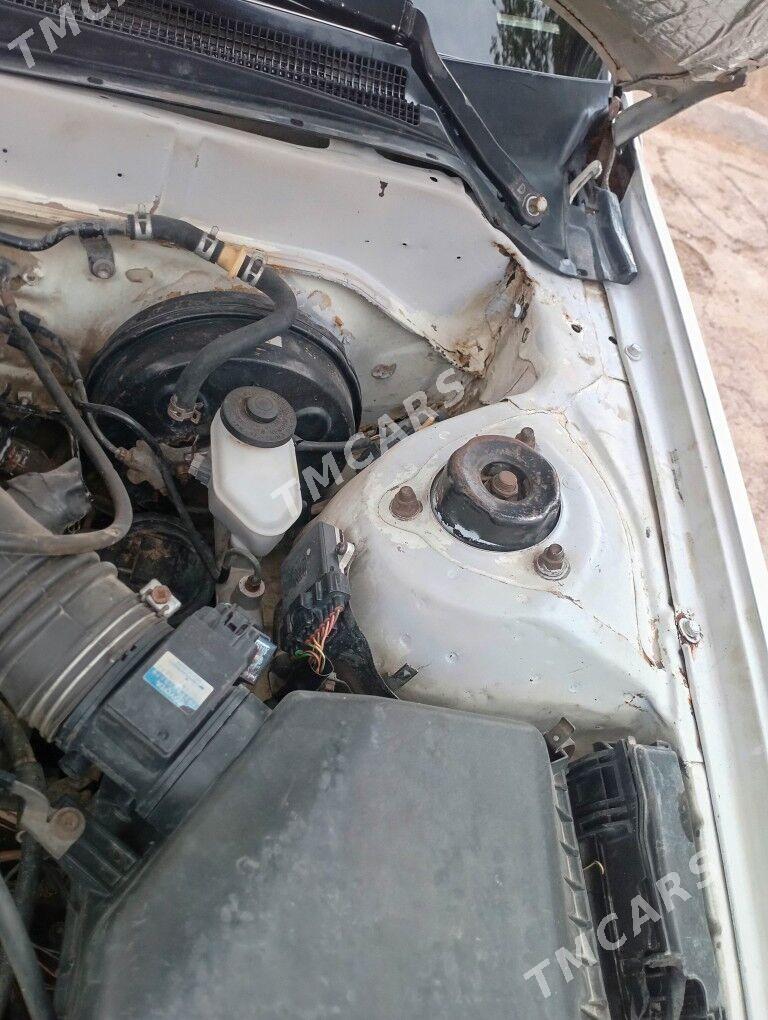 Toyota Camry 1995 - 80 000 TMT - Мургап - img 3