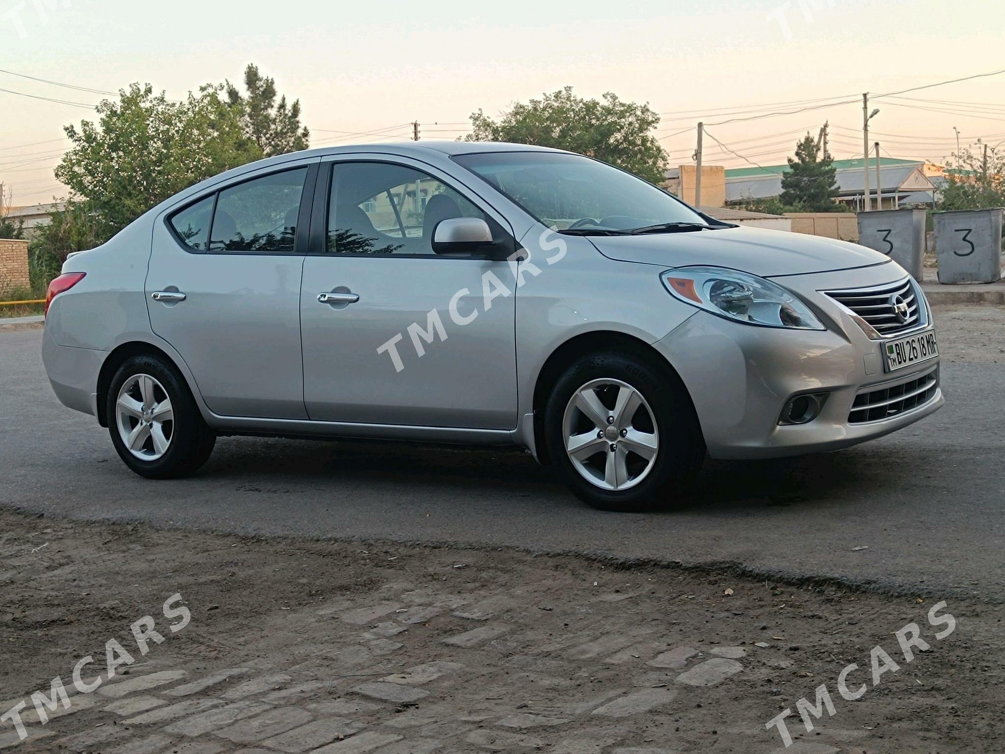 Nissan Versa 2012 - 115 000 TMT - Мары - img 9