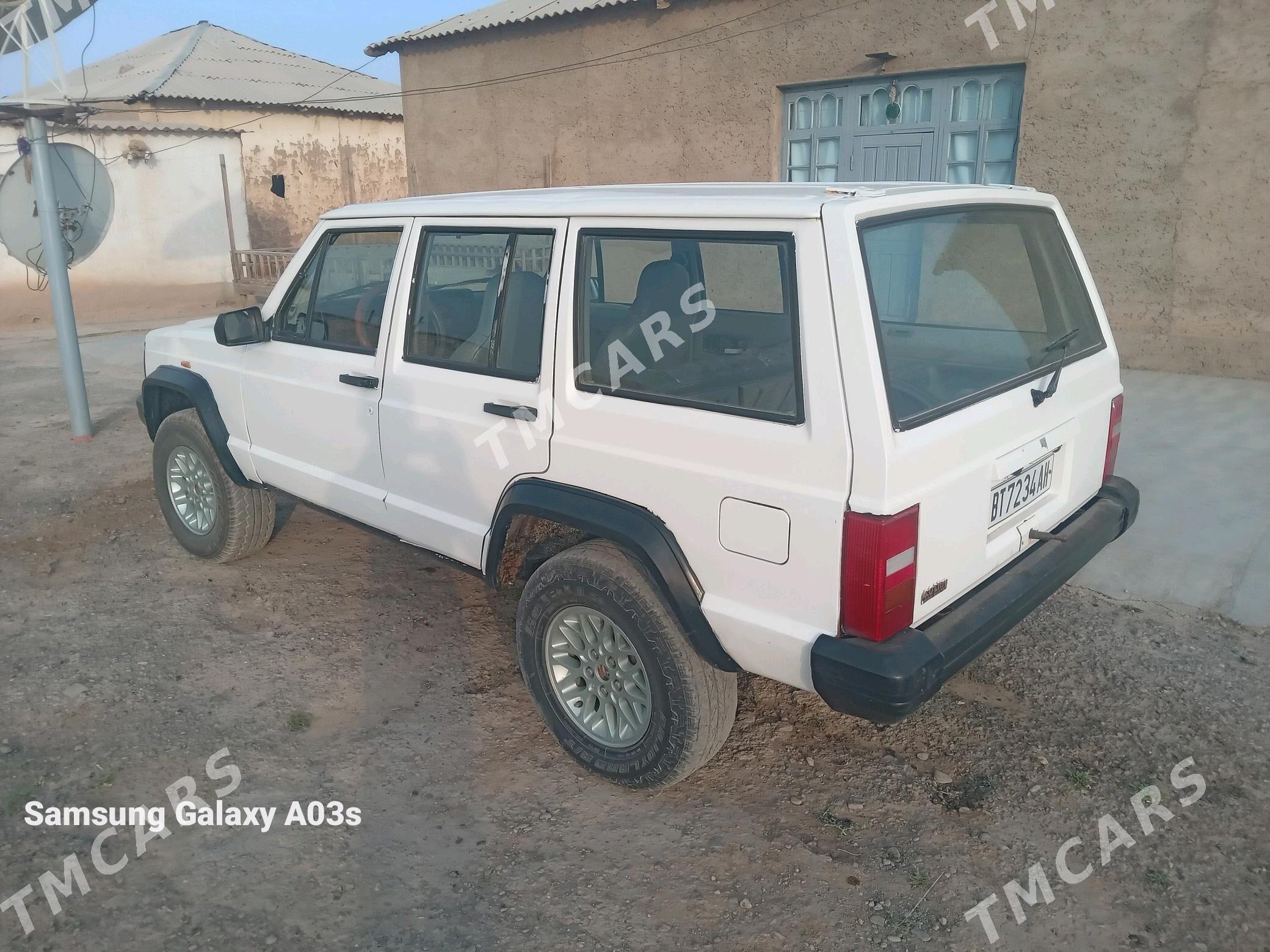 Jeep Cherokee 1996 - 23 000 TMT - Серахс - img 3