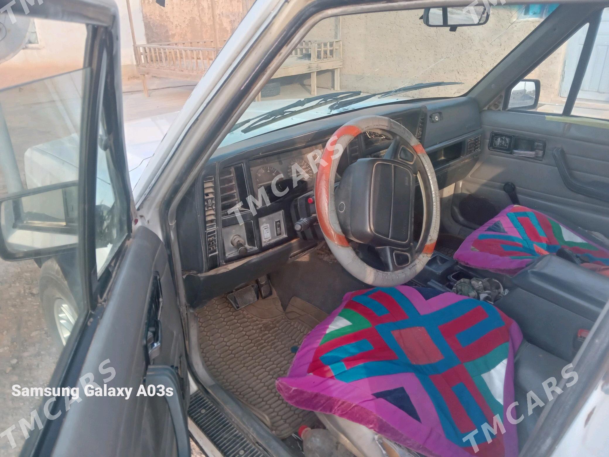 Jeep Cherokee 1996 - 23 000 TMT - Серахс - img 5