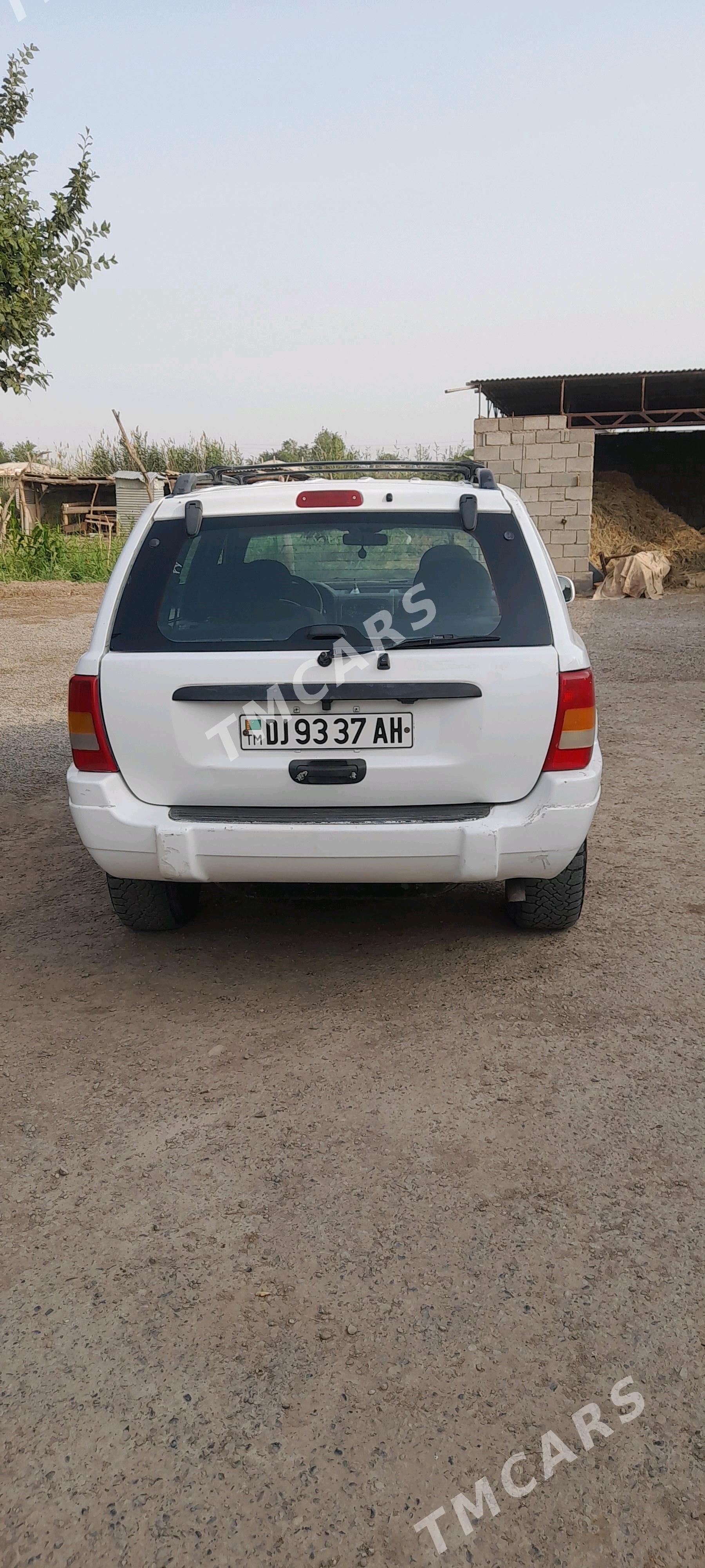 Jeep Grand Cherokee L 2000 - 75 000 TMT - Бабадайхан - img 4