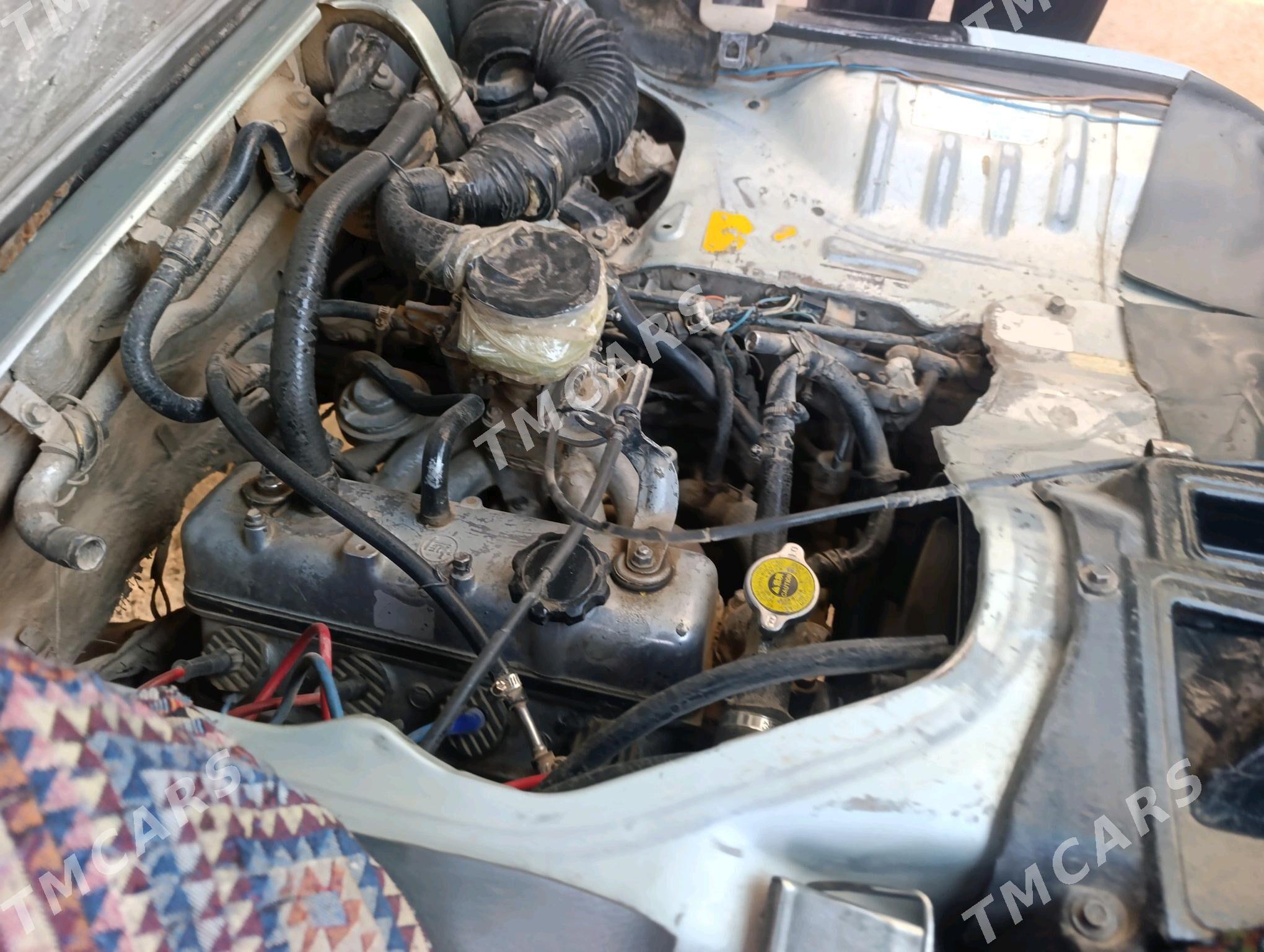 Toyota Hiace 1991 - 40 000 TMT - Murgap - img 5