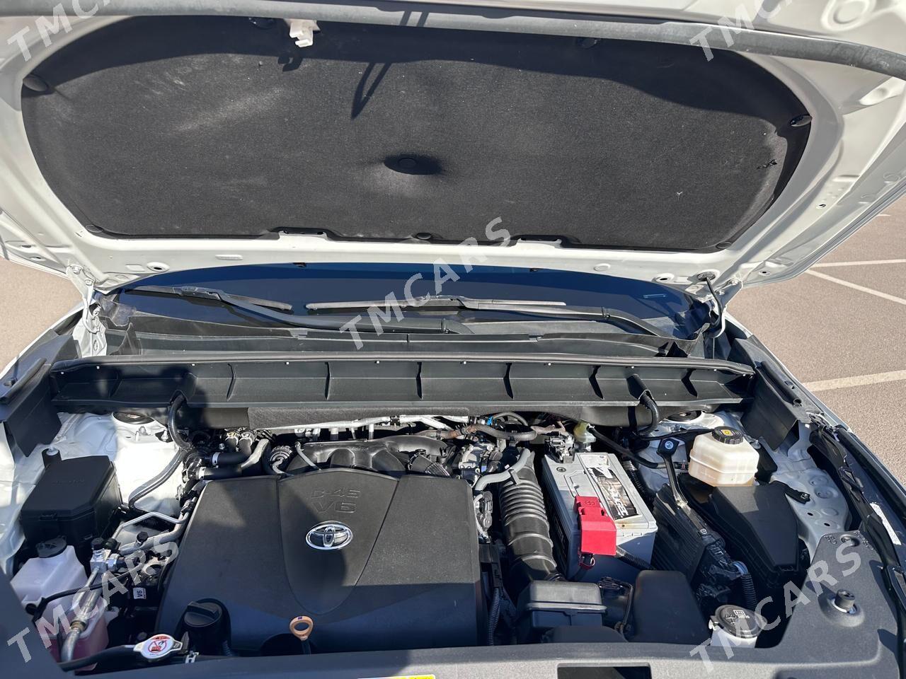 Toyota Highlander 2021 - 650 000 TMT - Aşgabat - img 7