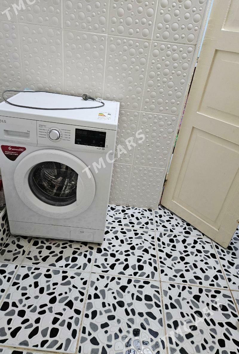 Kafe Meçtanyñ yanynda 5 etaž - Daşoguz - img 3