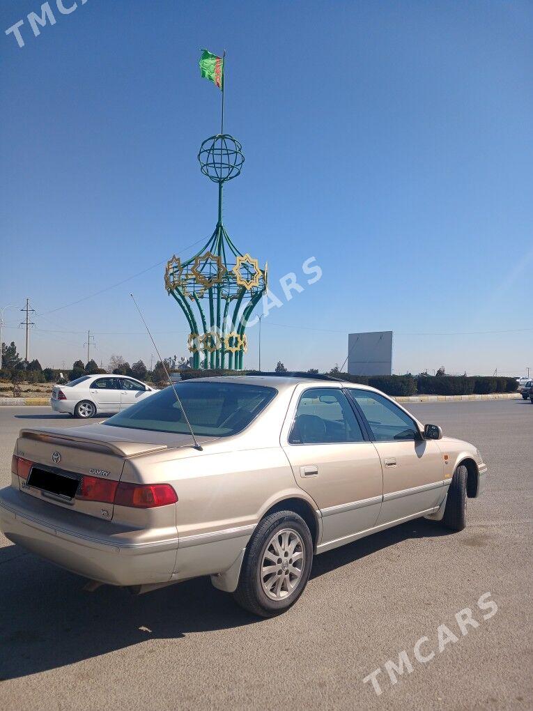 Toyota Camry 2001 - 170 000 TMT - Bäherden - img 2