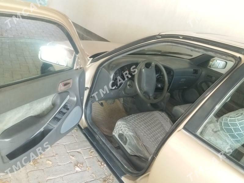 Toyota Camry 1992 - 65 000 TMT - Halaç - img 3