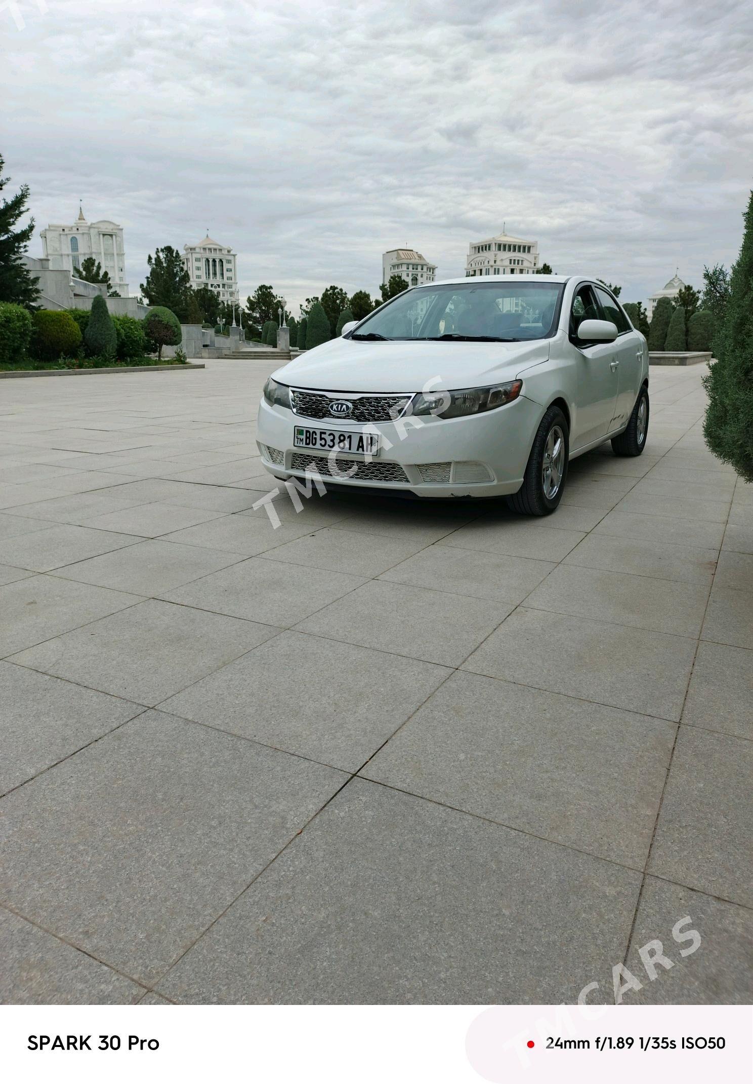Kia Forte 2010 - 120 000 TMT - Ýaşlyk - img 2