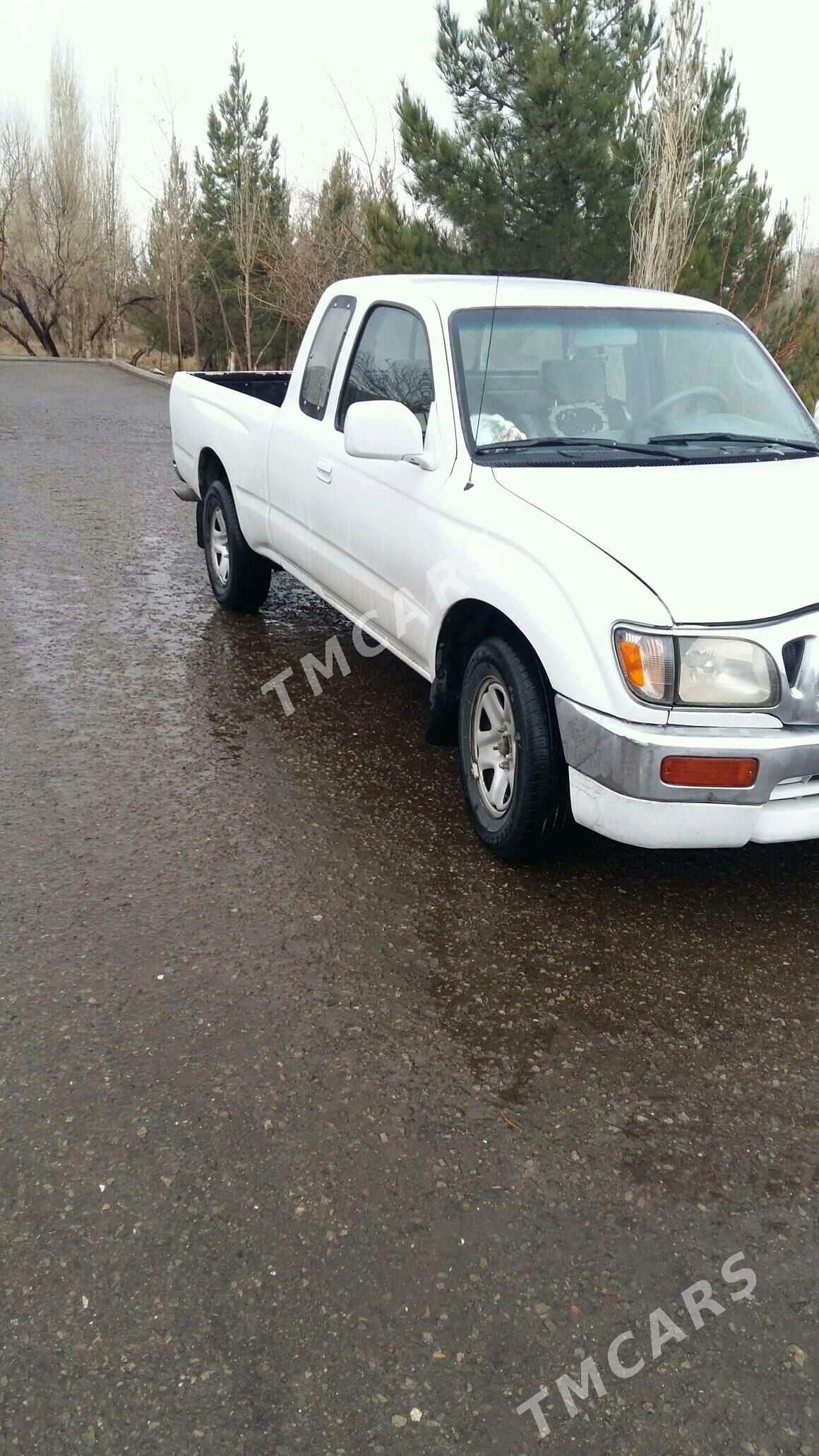 Toyota Hilux 2003 - 90 000 TMT - Türkmenbaşy - img 2
