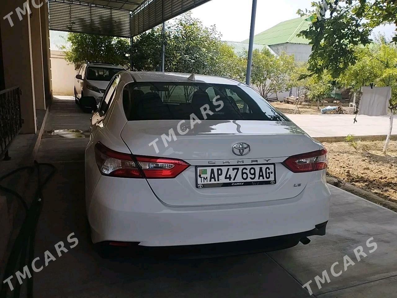 Toyota Camry 2020 - 302 000 TMT - Ашхабад - img 4