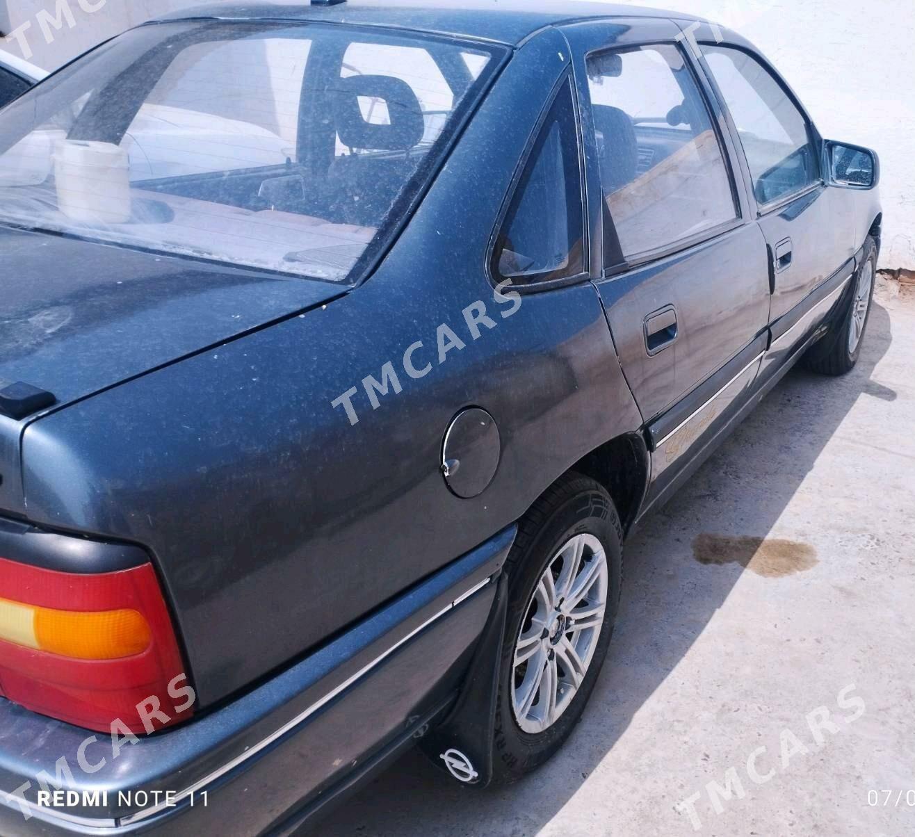 Opel Vectra 1992 - 30 000 TMT - Saýat - img 2
