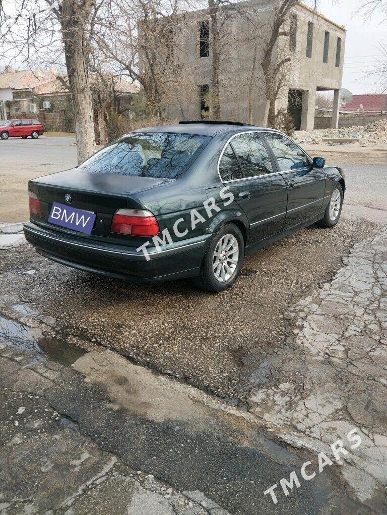 BMW E39 1999 - 90 000 TMT - Дашогуз - img 4