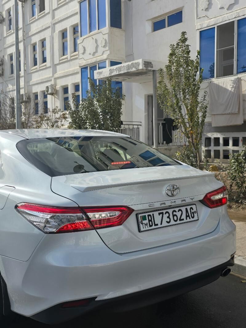 Toyota Camry 2018 - 295 000 TMT - Ашхабад - img 6