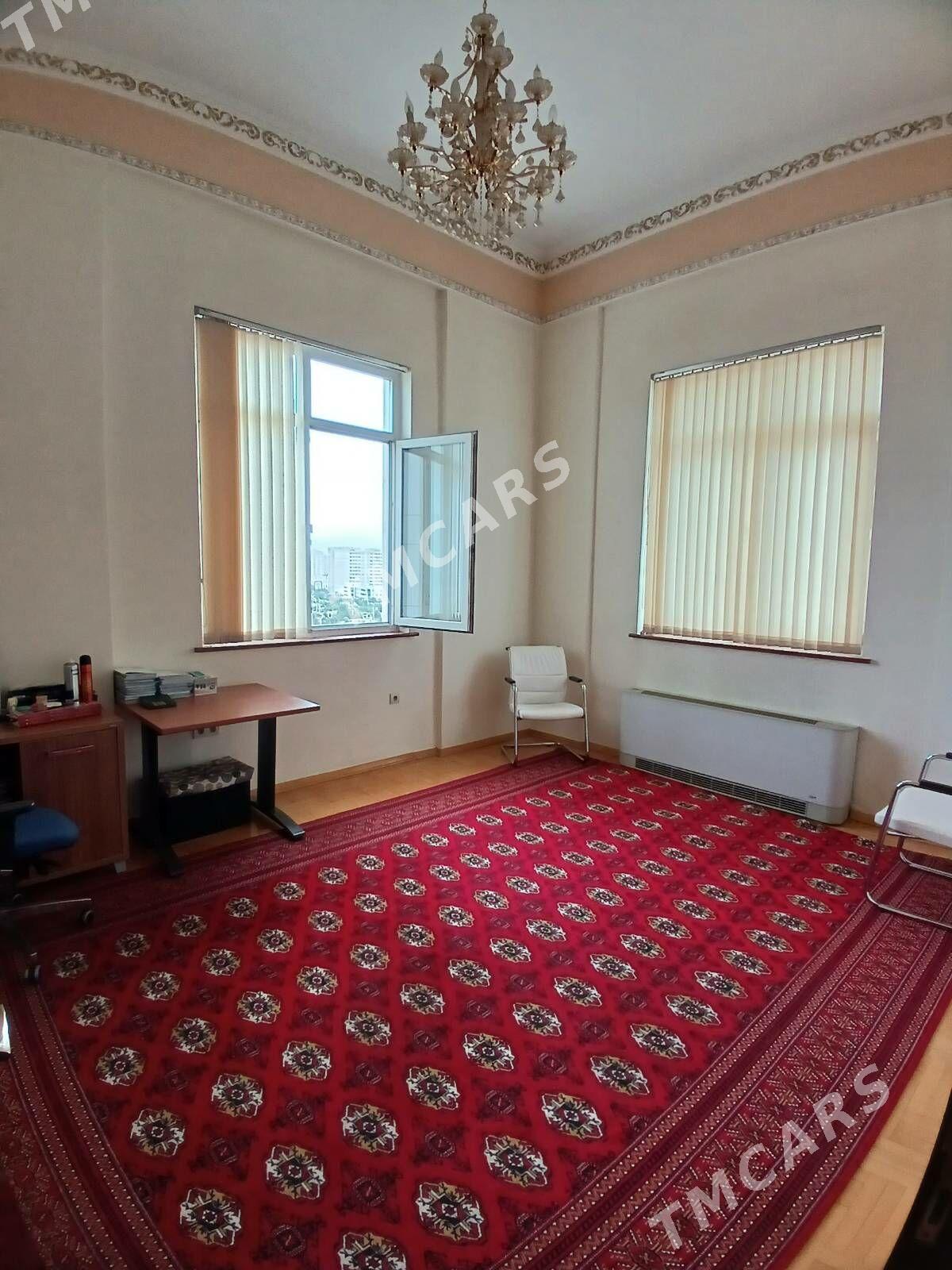 Подвойская Элитка 4 комнаты - Aşgabat - img 9