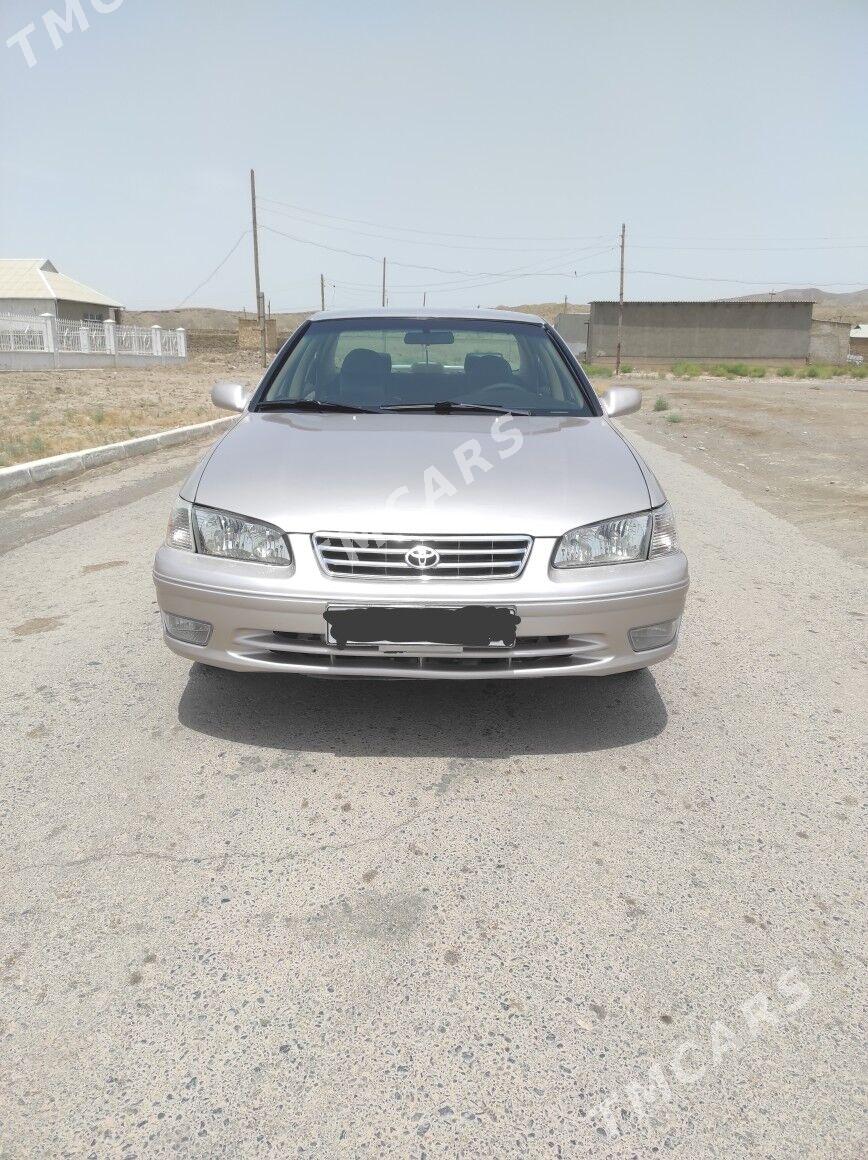 Toyota Camry 1998 - 120 000 TMT - Койтендаг - img 2