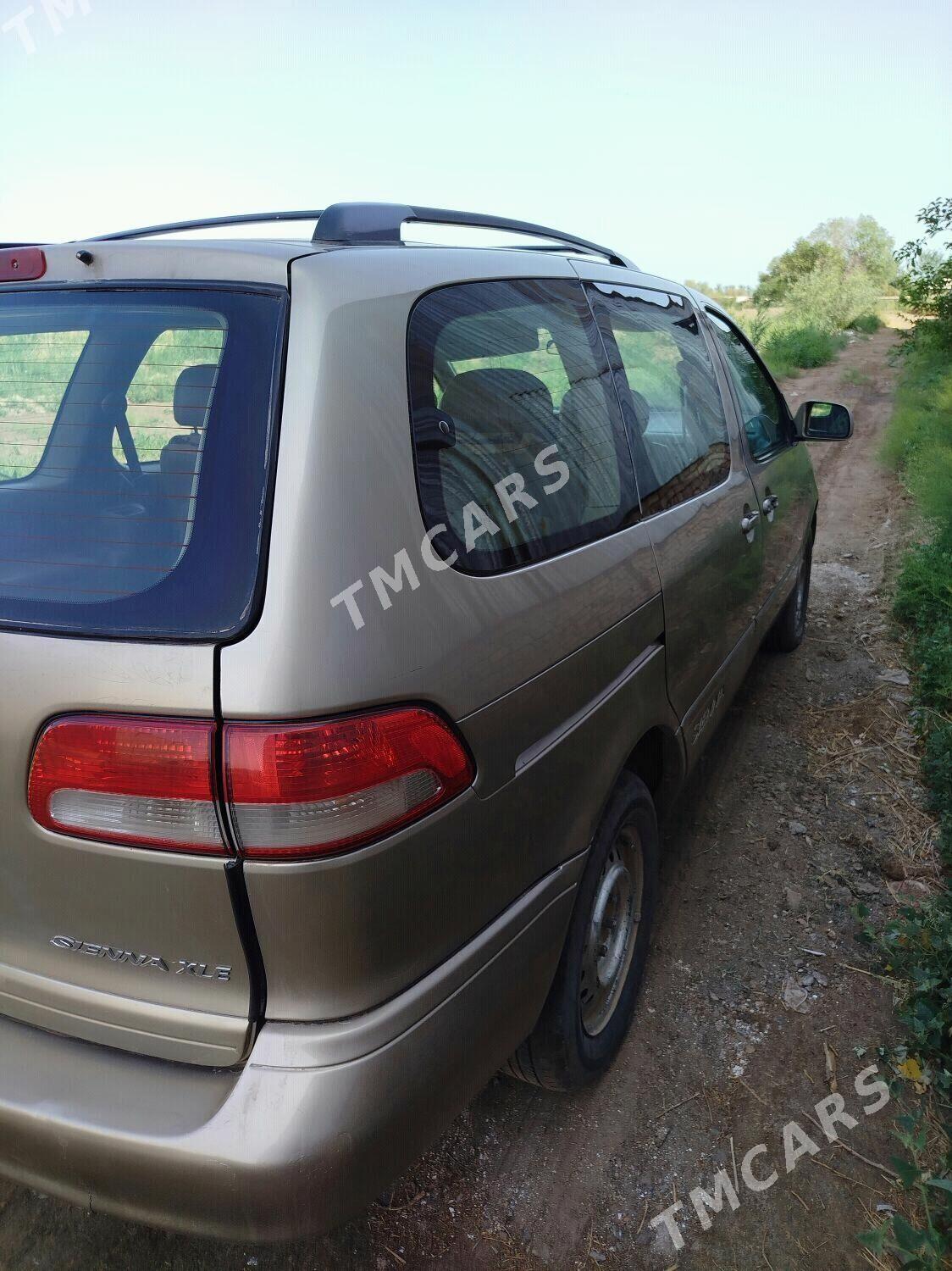 Toyota Sienna 2001 - 150 000 TMT - Gurbansoltan Eje - img 5
