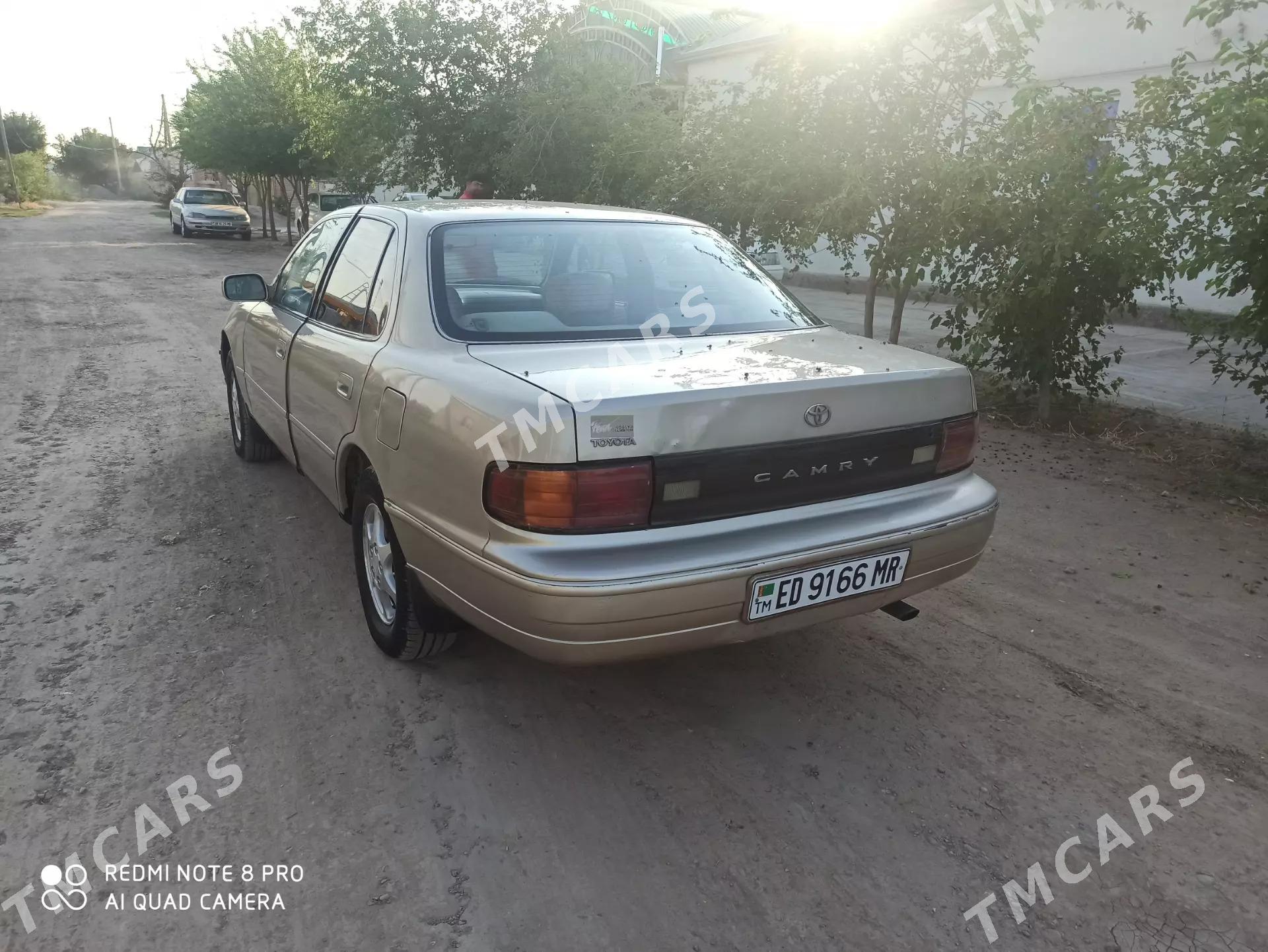 Toyota Camry 1993 - 82 000 TMT - Ёлётен - img 2