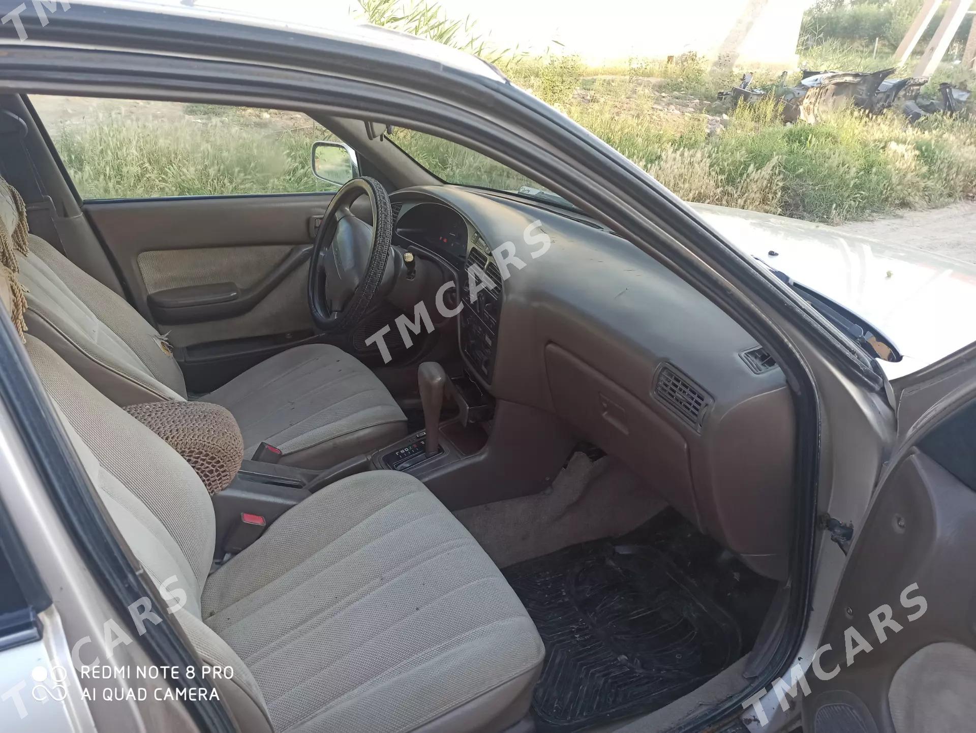 Toyota Camry 1993 - 82 000 TMT - Ёлётен - img 5